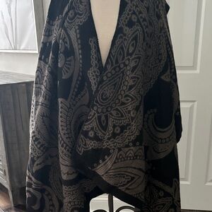 Elegant Black and Gray Paisley Women's Coat